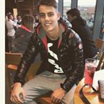 Profile Picture of Charles Roche♛ (@charlieroche__) on Instagram