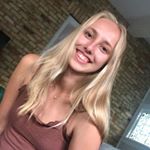 Profile Picture of Elizabeth Tanner (@elizabethmtanner) on Instagram