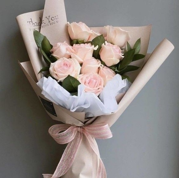 Profile Picture of Yoon Chang (@posthoney5) on Poshmark