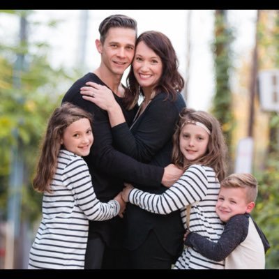 Profile Picture of Danielle Emery (@DanielleEmery) on Twitter