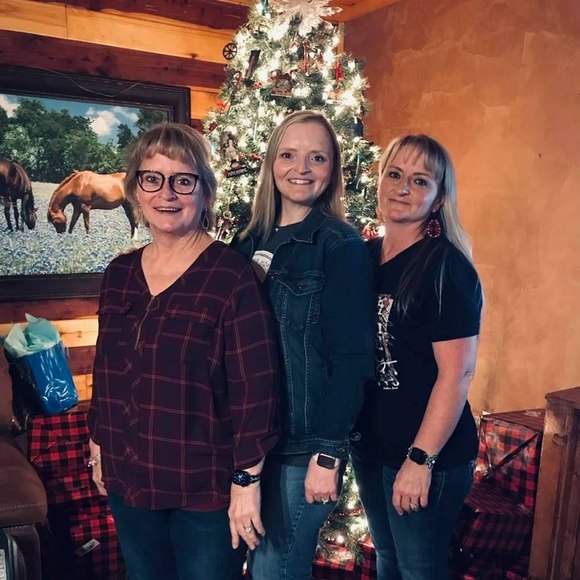 Profile Picture of Misty Carlisle (@mistylucas789) on Poshmark