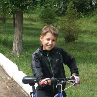 Антон Мачулин - Facebook Profile Picture of Антон Мачулин (@&) on Facebook