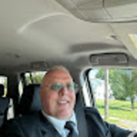 Profile Picture of Kenneth Austen (@kennethausten) on Poshmark