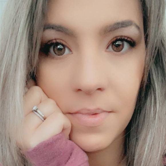 Profile Picture of Brianna Pearce (@briannanicole22) on Poshmark