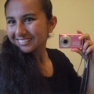 Profile Picture of Lupe Fuentes (@lilylupe) on Twitter