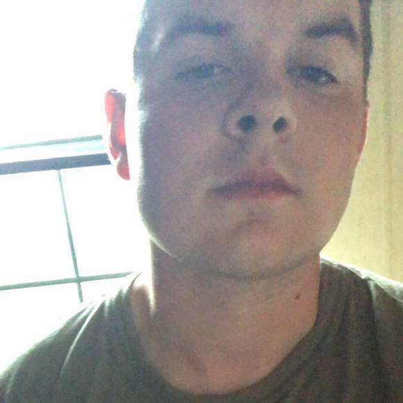 Profile Picture of Jerald Thomas (@tjerald1997) on Poshmark