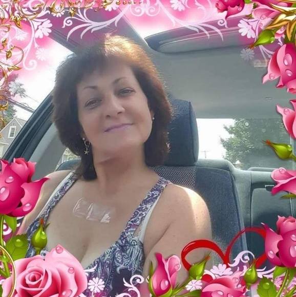 Profile Picture of Theresa Scirica (@zep0722) on Poshmark