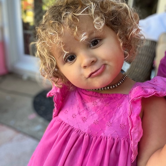 Profile Picture of Dennys Ramirez (@bestforless20) on Poshmark