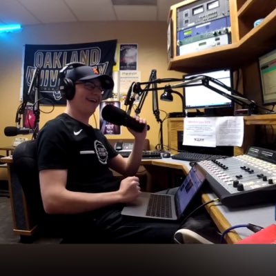 Profile Picture of Trash Talk W/ Tony Dombrowski (@TrashTalkTonyD) on Twitter