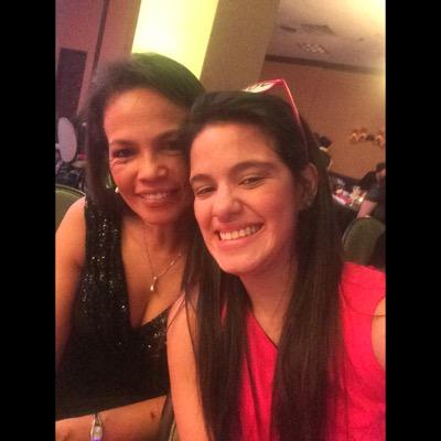 Profile Picture of Angela Patiño (@apatino_15) on Twitter