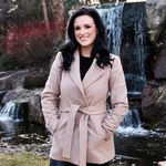 Profile Picture of Robin Lynn Fox (@robinlfox) on Instagram