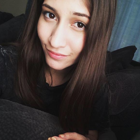 Profile Picture of Amy madison Bledsoe-lopez (@amybledsoe134) on Poshmark
