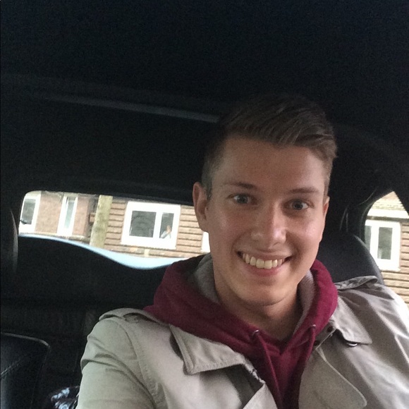 Profile Picture of Christian Scherping (@scherpy) on Poshmark