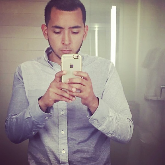 Profile Picture of Homar Garcia (@hgarcia21) on Poshmark