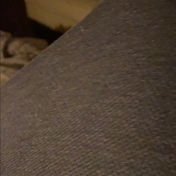 Profile Picture of Loye Towe (@loyetowe) on Poshmark