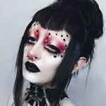 Profile Picture of Olivia Sinclair (@morticiansflame) on Instagram