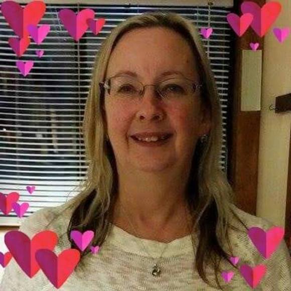 Profile Picture of Beverly Missey (@beverlymissey) on Poshmark