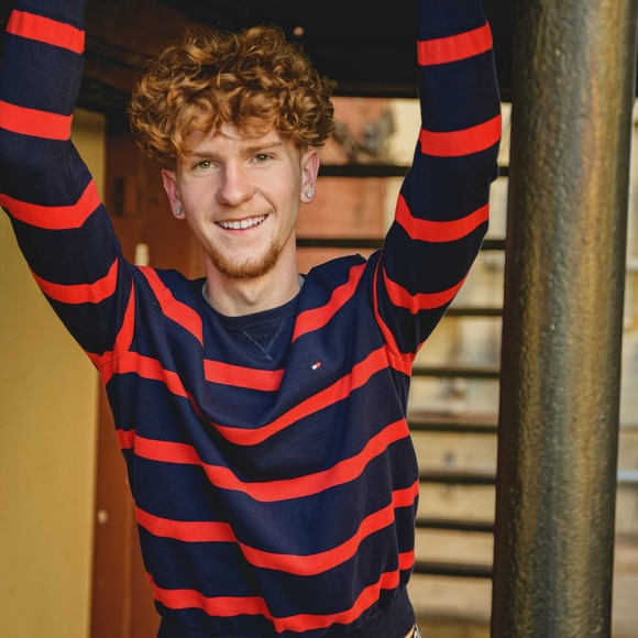 Profile Picture of Evan Wallrath (@watchnumber11) on Poshmark