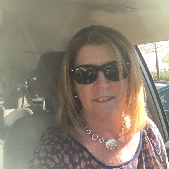 Profile Picture of Maggie Percival (@magpercy) on Poshmark