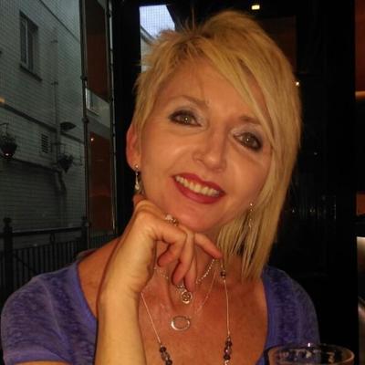 Profile Picture of Mary Malone (@AuthorMalone) on Twitter