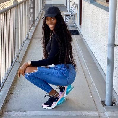 Profile Picture of ESTHER ROSE 🌹 (@roseidris43) on Twitter