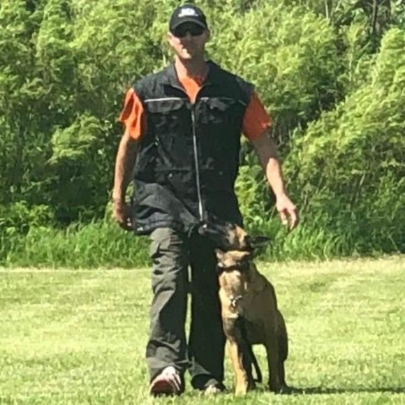 Profile Picture of Ed Vanduyne (@edvanduyne) on Poshmark