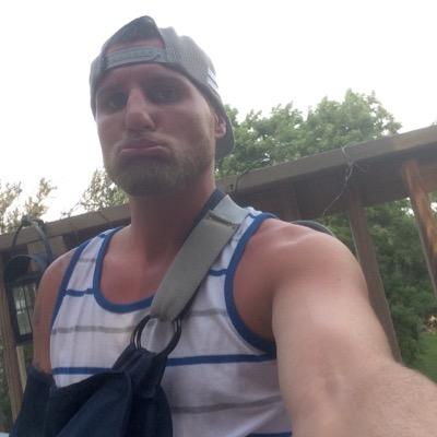 Profile Picture of Joel Andersen (@jteeandersen) on Twitter