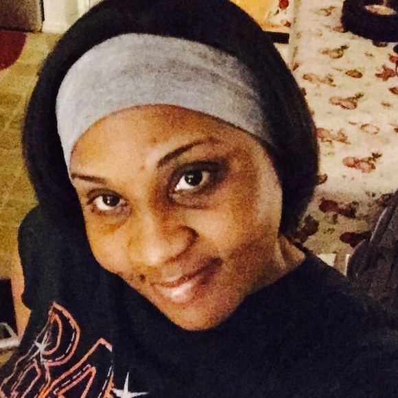 Profile Picture of Torrie Jones (@misstsjones) on Poshmark