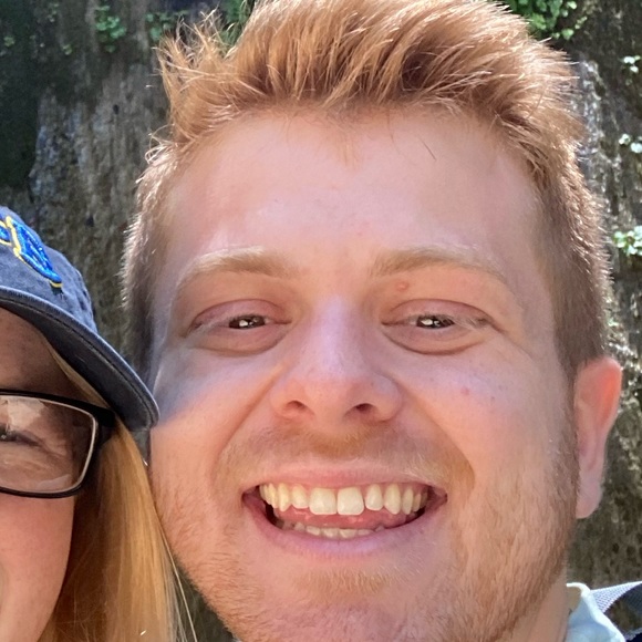 Profile Picture of Corey Brown (@corey123879) on Poshmark