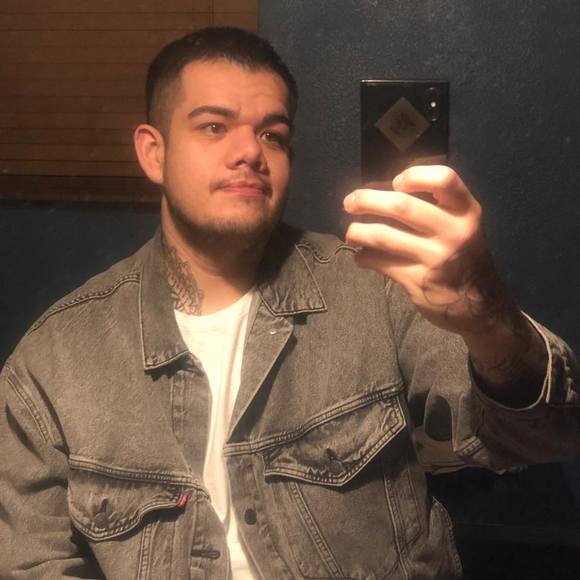 Profile Picture of Michael Chavez (@goliath1995) on Poshmark