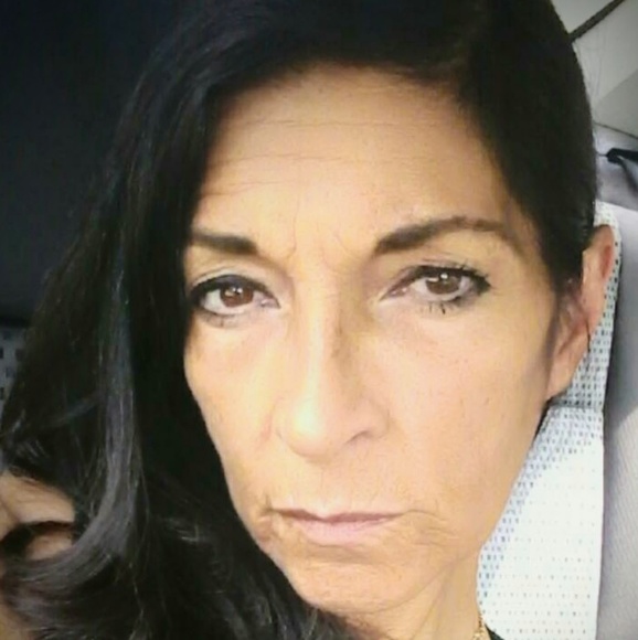 Profile Picture of Olga Chiola (@cooking189) on Poshmark