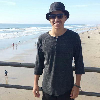 Profile Picture of Michael Barriga (@scribbzplur) on Twitter