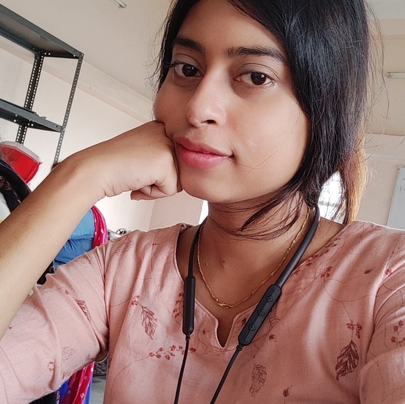 Profile Picture of Sayani Chakraborty (@sayani006) on Poshmark