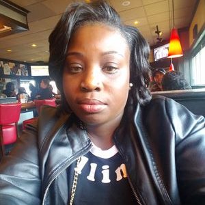 Profile Picture of Yvette Washington (@Mzthunderthigh3) on Twitter