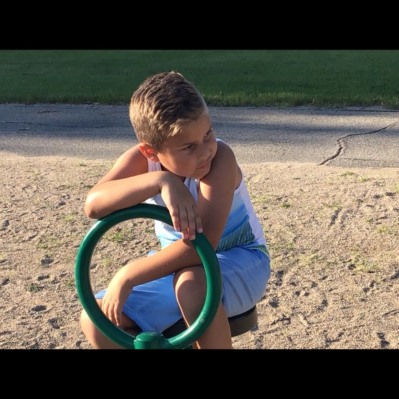 Profile Picture of Danielle Bryer (@cbryer64) on Poshmark