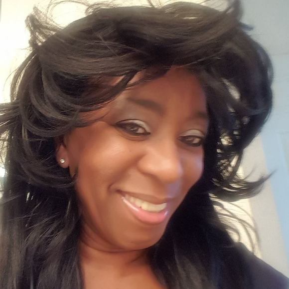 Profile Picture of Cassandra Webster (@cwebster50) on Poshmark