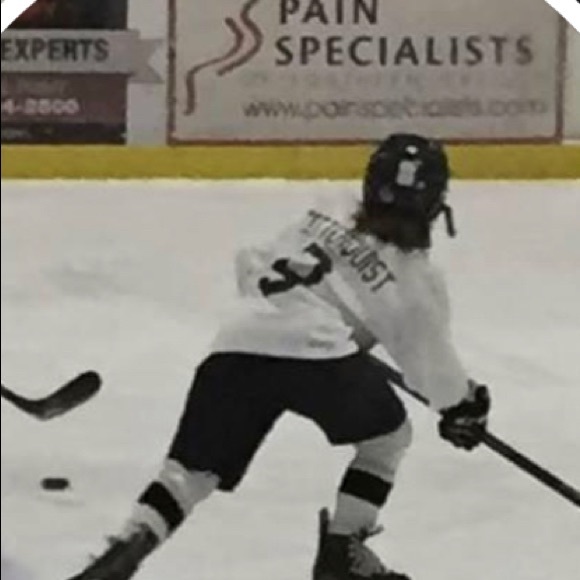 Profile Picture of Shane Haide (@haideshany1) on Poshmark