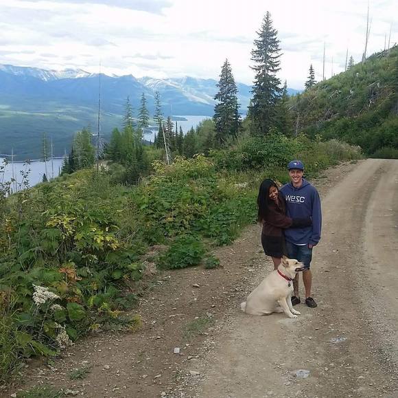 Profile Picture of Nathan Pettigrew (@nathanpettig546) on Poshmark