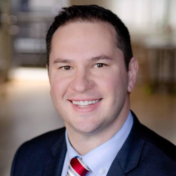 Profile Picture of Dan Fowler (@danielfowler79) on Poshmark