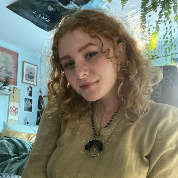 Profile Picture of Devin Nance (@devins_done) on Poshmark