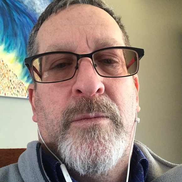 Profile Picture of Ivan Bluman (@ibluman) on Poshmark