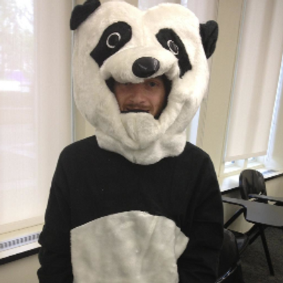 Profile Picture of James McVay (@JamesMacVey) on Twitter