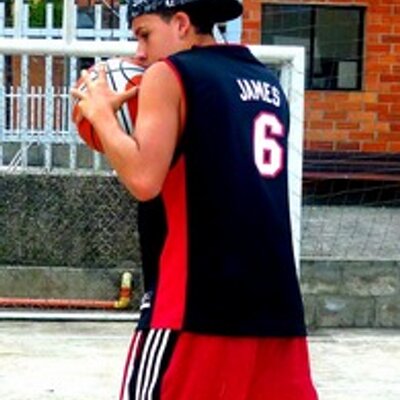 Profile Picture of Julian Arcila Duque (@julianarcila14) on Twitter