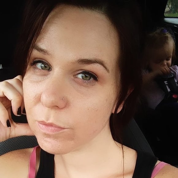 Profile Picture of Shirley Clatworthy (@sclatworthy1) on Poshmark