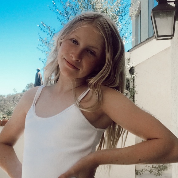 Profile Picture of Jenna Haggard (@jenna_haggard) on Poshmark