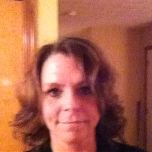 Shannon Royer - Poshmark Profile Picture of Shannon Royer (@shanleigh) on Poshmark