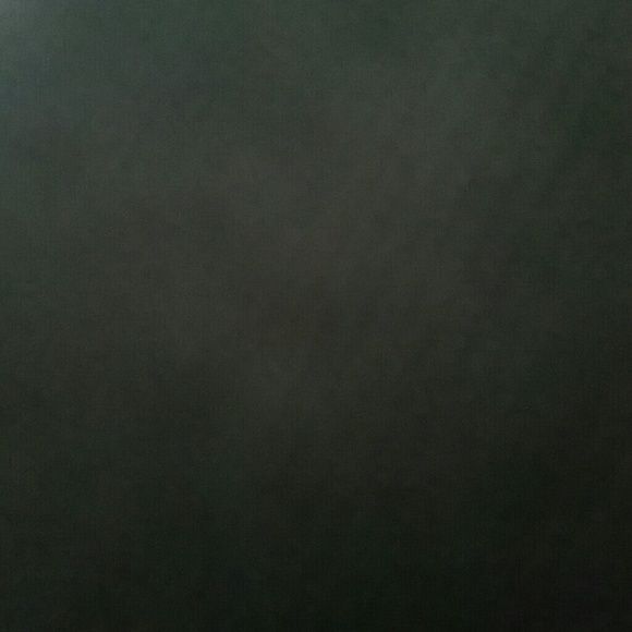 Profile Picture of Lori Lawson (@lllawson137) on Poshmark