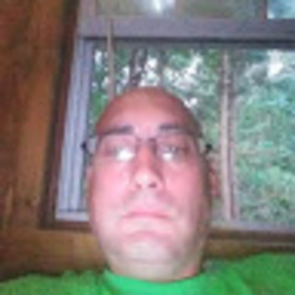 Profile Picture of James Hardin (@jameshardin1977) on Poshmark