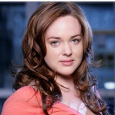 Profile Picture of Lori Trager (@TragerNicole) on Twitter