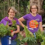 Profile Picture of Maria Kraatz, Dawn Beasley (@botanically_creative) on Instagram